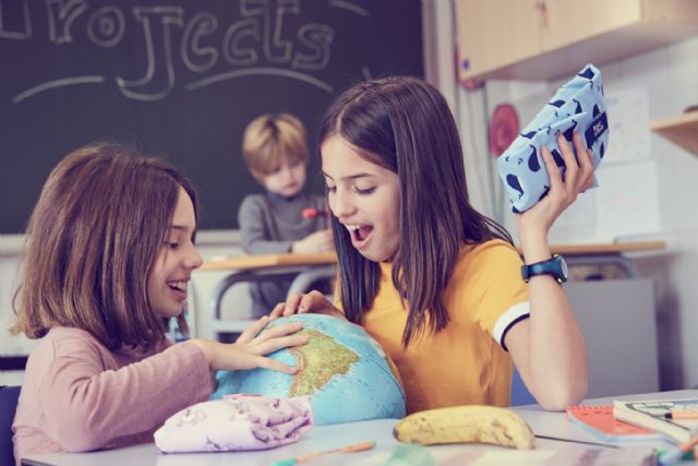 Revolución sostenible en la vuelta al cole: cómo un colegio puede ahorrar 317.000 m² de residuos al año y una familia hasta 170€ por niño con envoltorios reutilizables - 1, Foto 1