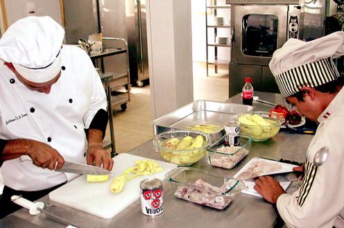 El paro se incrementa en 21.905 personas en agosto y se sitúa en 2.426.511, su nivel más bajo en este mes desde 2007 - 1, Foto 1