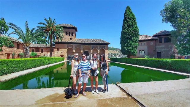 Granada y el valor oculto de las visitas guiadas; la inversión más inteligente al viajar - 1, Foto 1