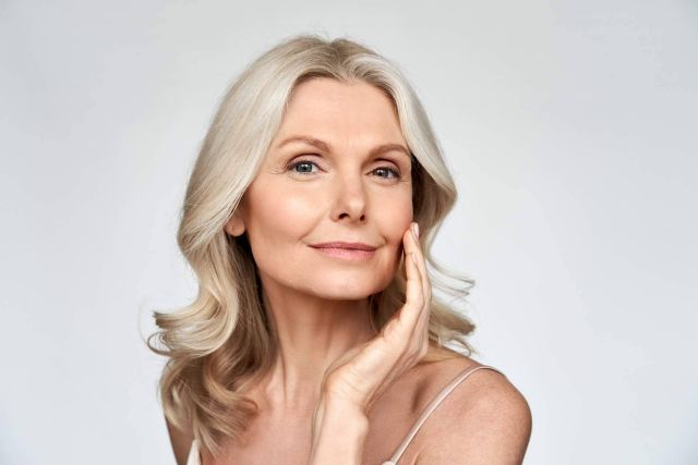 Total Face con ácido hialurónico y tratamientos avanzados, la nueva fórmula antiaging - 1, Foto 1