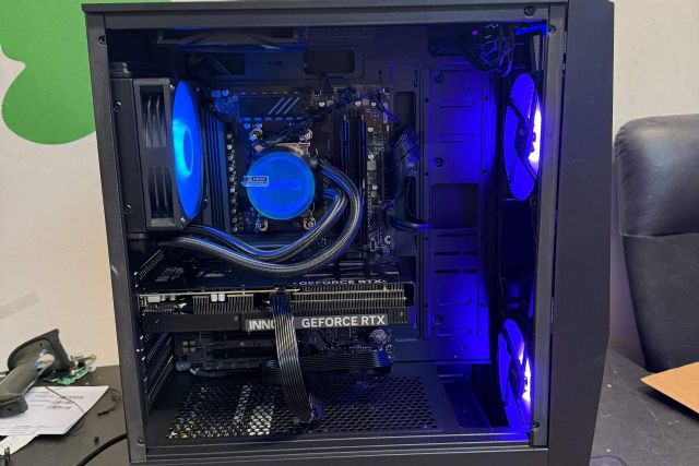 Aussar monta ordenadores a medida online en España con componentes de alto rendimiento - 1, Foto 1