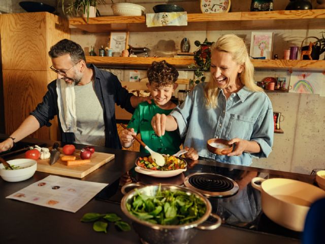 Cenas en peligro de extinción: HelloFresh anima a recuperar el hábito en 21 días - 1, Foto 1