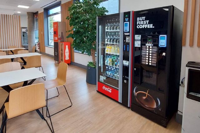 Instalación y mantenimiento de máquinas vending personalizadas 24 horas en Madrid con C&B Señor - 1, Foto 1