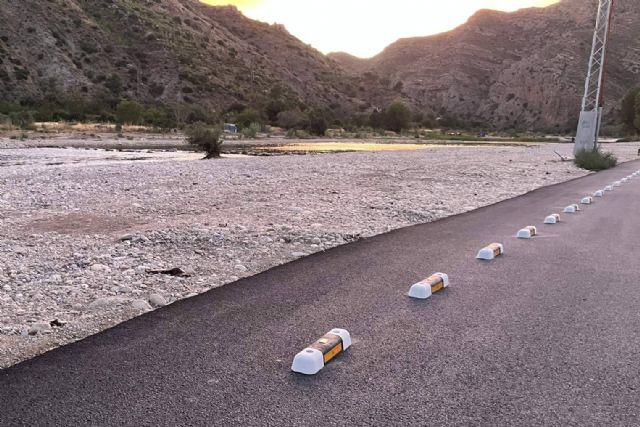 Abadecom Urban apuesta por la seguridad vial con su separador de carril bici fotoluminiscente - 1, Foto 1