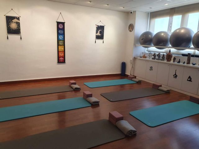 Centro Kalindi impulsa el desarrollo personal en Valencia con yoga, pilates y yogalates - 1, Foto 1