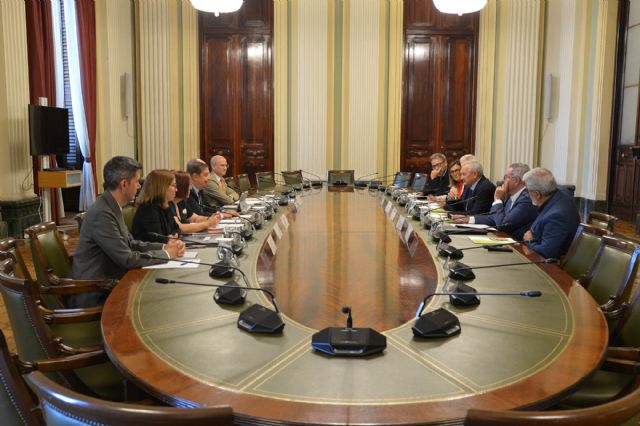 ​​Luis Planas aborda con Cooperativas Agro-alimentarias las prioridades estratégicas del sector para los próximos meses - 1, Foto 1