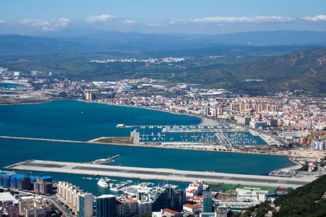 La Operación Paso del Estrecho 2025 finaliza con récord de vehículos y pasajeros embarcados - 1, Foto 1