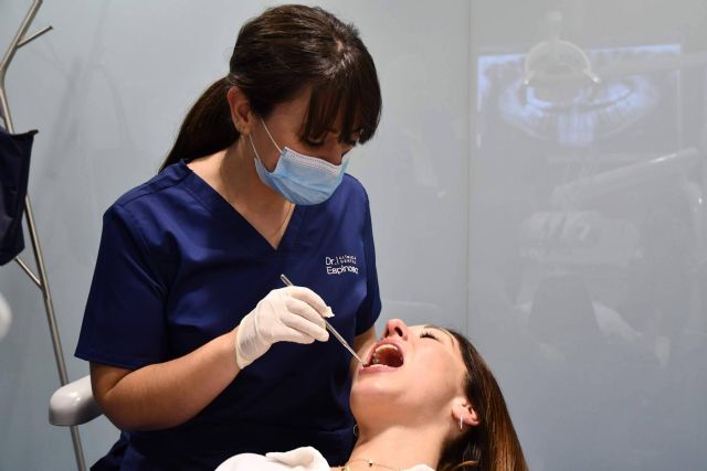 Septiembre; el mejor momento para revisar y cuidar la sonrisa tras el verano - 1, Foto 1