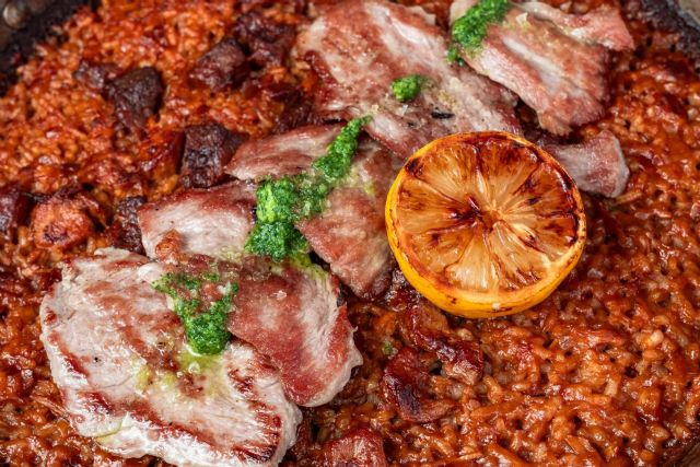 Casaamigos Playa, el destino para saborear paellas auténticas en Málaga este verano - 1, Foto 1