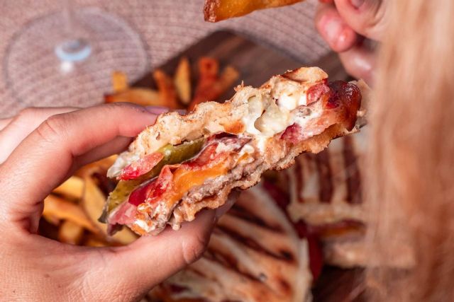 El campero de Málaga, en versión renovada, la propuesta gastronómica de Casaamigos Playa junto al mar - 1, Foto 1