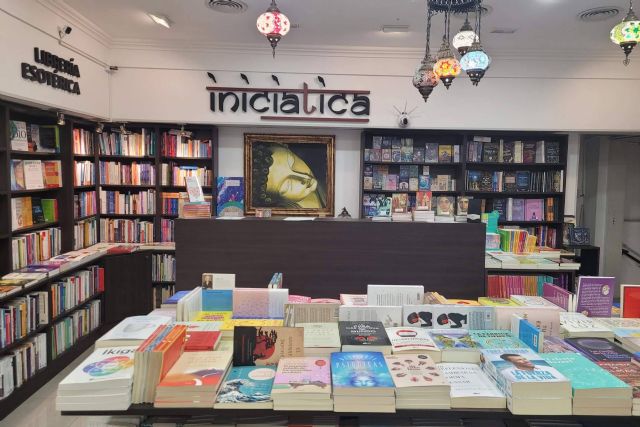 Librería esotérica en Argentina; Iniciática acerca a Rosario un catálogo único de espiritualidad y autoconocimiento - 1, Foto 1