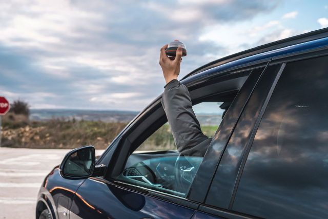 Hero Driver aclara qué vehículos tienen que llevar una baliza V16 conectada - 1, Foto 1