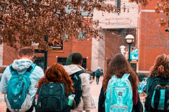 Educación presenta a los sindicatos propuestas para reducir las ratios y optimizar la atención al alumnado - 1, Foto 1