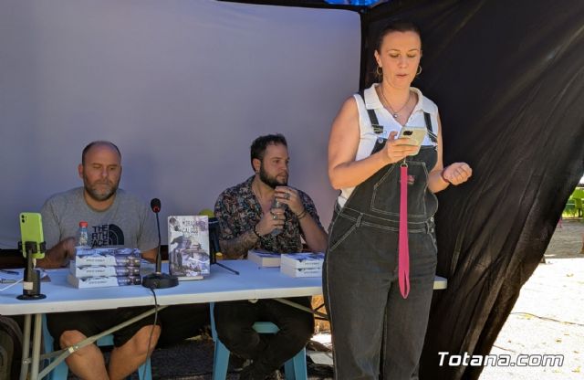 Hctor Bastida presenta 