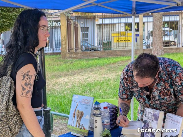 Hctor Bastida presenta 