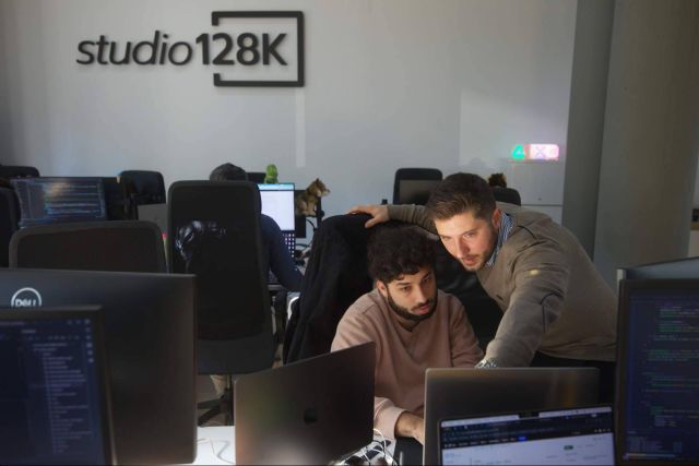 Nuevas soluciones en desarrollo de software a medida fortalecen la competitividad empresarial - 1, Foto 1