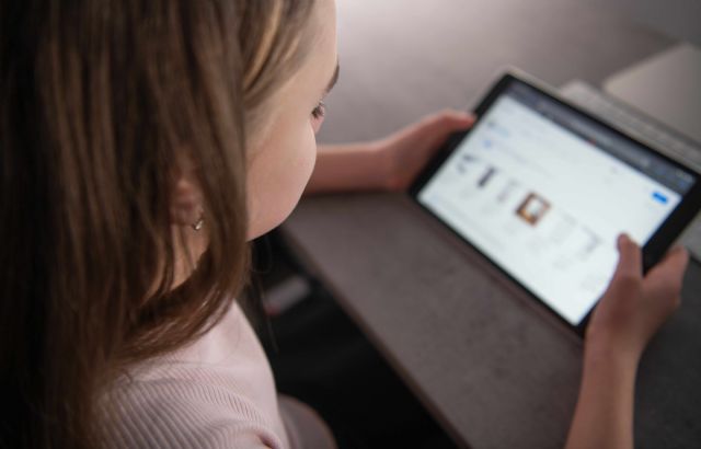 Allyz Cyber protege a los jóvenes en la integración de entornos virtuales en el 81% de las aulas - 1, Foto 1