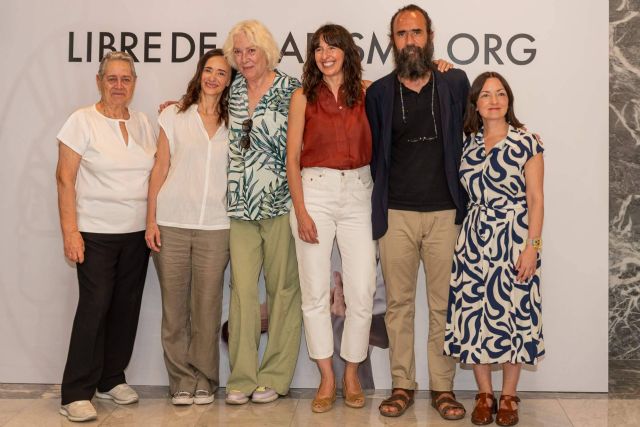 Diez mil firmas contra el edadismo cosmético en el Día Internacional de las Personas Mayores - 1, Foto 1