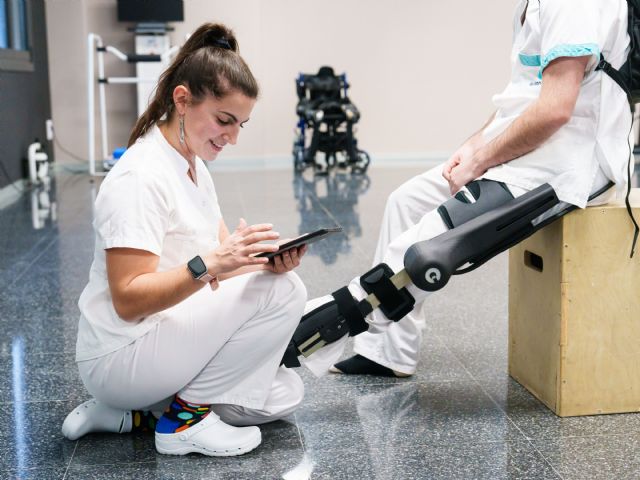 Exoesqueletos y nuevas tecnologías: avances en la rehabilitación de ictus, tumores cerebrales y lesiones medulares - 1, Foto 1