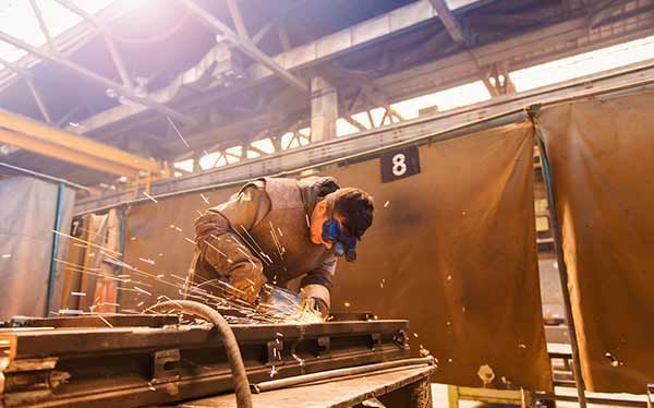 Formación Universitaria potencia la preparación para el Técnico Medio en Soldadura y Calderería - 1, Foto 1