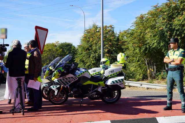 Interior lanza una campaña intensiva para evitar las distracciones al volante - 1, Foto 1