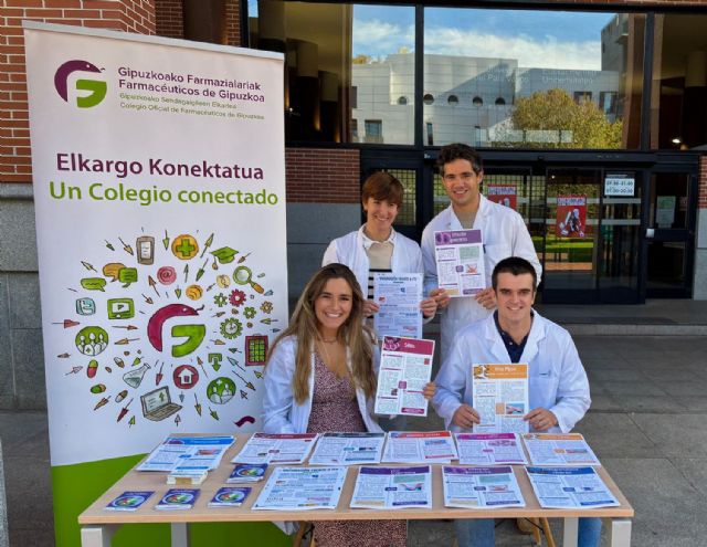 Farmacéuticos guipuzcoanos conciencian a jóvenes sobre infecciones de transmisión sexual en el campus de la EHU en San Sebastián - 1, Foto 1