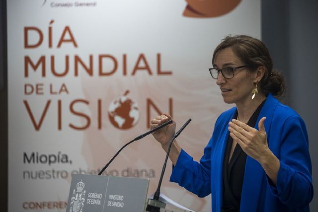 La ministra de Sanidad subraya que ver bien no es un privilegio, es un derecho - 1, Foto 1