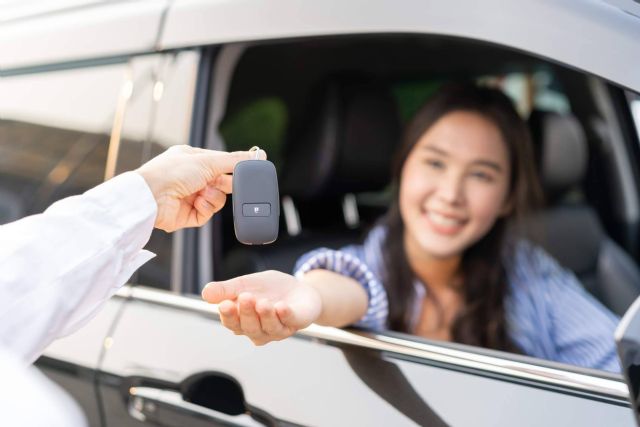 El renting se consolida como opción preferida entre los jóvenes conductores en España - 1, Foto 1