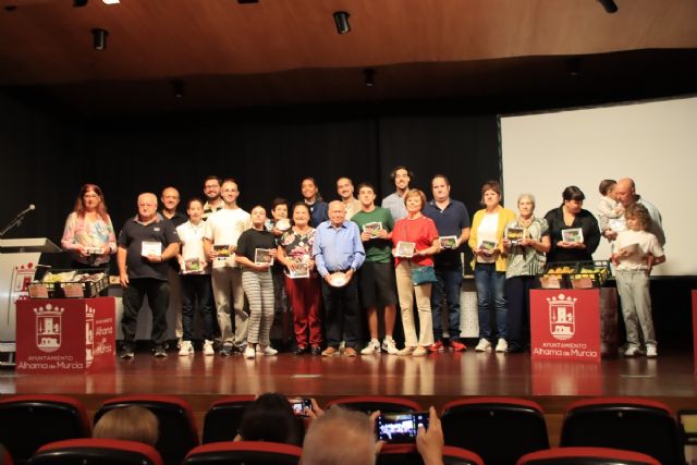 Agricultores de Alhama reciben reconocimientos por la calidad de sus productos, Foto 1