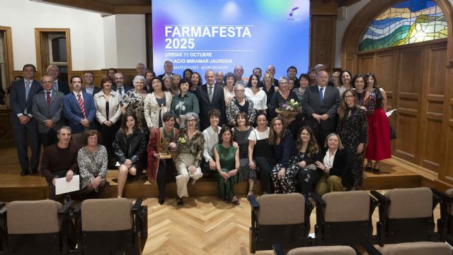 Homenaje a farmacéuticos y farmacéuticas guipuzcoanos: La farmacia que hoy conocemos y defendemos es fruto de vuestro legado - 1, Foto 1
