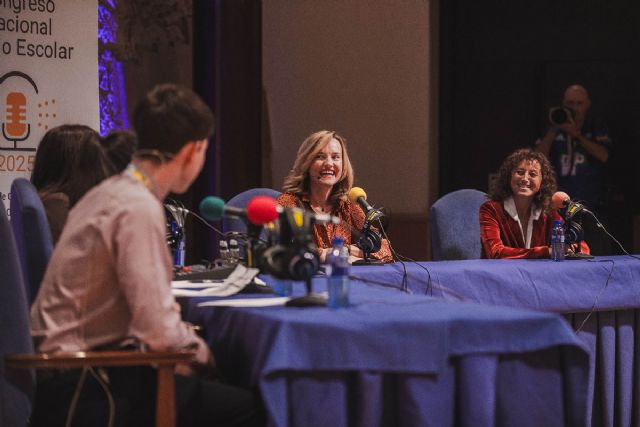 Pilar Alegría: Las radios escolares ayudan a combatir la desinformación, enseñan a contrastar - 1, Foto 1