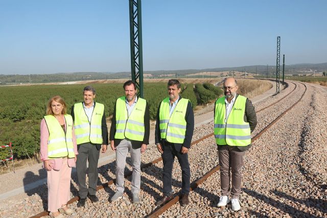 Óscar Puente destaca la reducción en 20 minutos del trayecto en alta velocidad de Sevilla con Málaga y Granada - 1, Foto 1