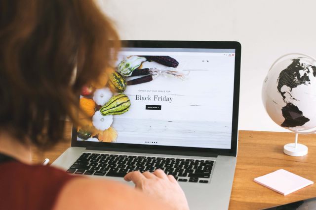 Los consumidores españoles adelantan sus compras navideñas, pero el gasto se modera - 1, Foto 1