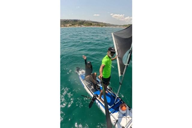 EOLA impulsa la práctica de deportes náuticos con su innovador sistema de vela para kayaks y paddle surf - 1, Foto 1
