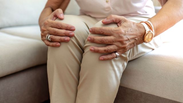 Cada paciente es único, adaptamos la cirugía para recuperar movimiento y bienestar, doctor Andrés Borja Jara, especialista en Traumatología y Cirugía Ortopédica del Hospital Quirónsalud Vitoria - 1, Foto 1