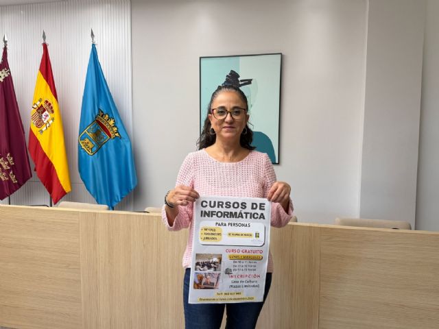 Vuelven a Alhama los cursos gratuitos de informtica para mayores, pensionistas y jubilados, Foto 1