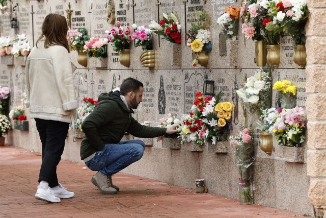Cada año, la conmemoración del Día de Todos los Santos de Enalta atrae a más de 1.000 personas, consolidándose como un evento central para las familias - 1, Foto 1