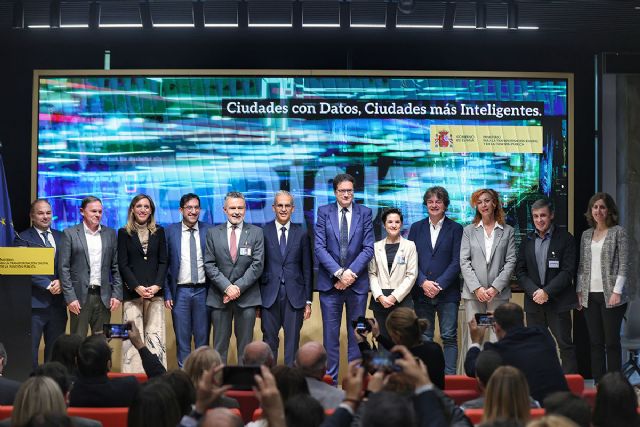 Óscar López defiende el papel de los municipios en la revolución digital a través del uso inteligente de los datos - 1, Foto 1