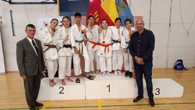 Cinco judocas alhameas logran cinco medallas en los XXVI Juegos de Judo de la Feria, Foto 1
