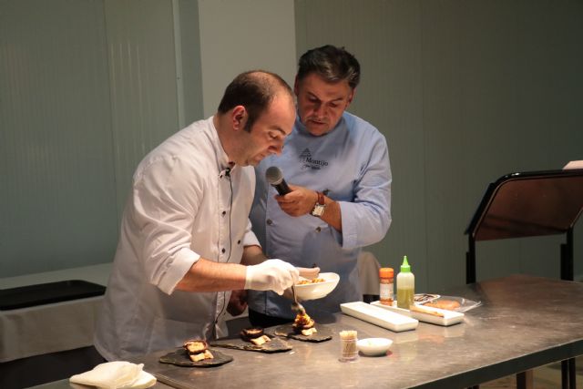 José Mário Magalhães lleva el sabor de Marvão a Almazán con su tapa ´Barca do Sever´ - 1, Foto 1