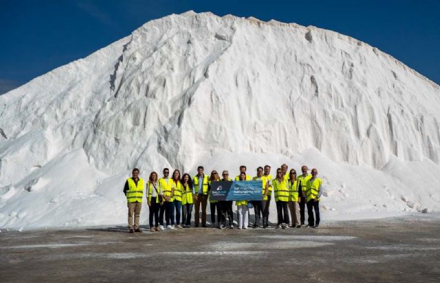 El MAPA visita las salinas de Santa Pola junto a SALIMAR para conocer el sector de la sal marina ecológica - 1, Foto 1