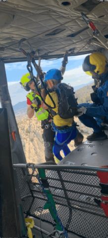 Rescatados en buen estados dos escaladores bloqueados en la vía ferrata de la Sierra del Lugar, Fortuna - 1, Foto 1