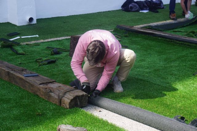 Colocación e instalación de césped artificial de alta precisión; Albergrass estandariza el proceso - 1, Foto 1