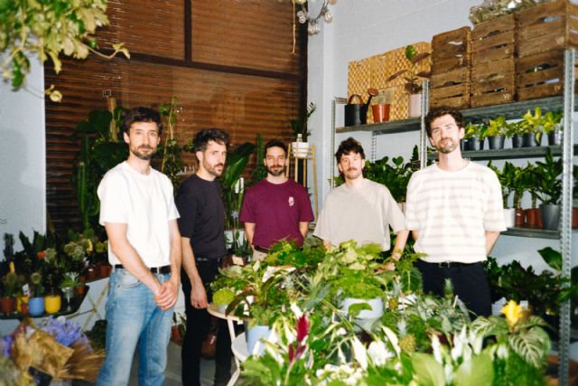 MENDOZA presenta Salvavidas: pop-rock artesanal con alma y mensaje - 1, Foto 1