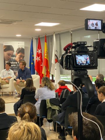 Endesa impulsa las vocaciones STEM entre jóvenes con su programa “Explora tu Futuro 2.0” - 1, Foto 1