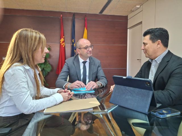 Comienzan los trámites para contratar las obras del cambio de cubiertas del colegio Ntra. Sra. de Loreto - 1, Foto 1