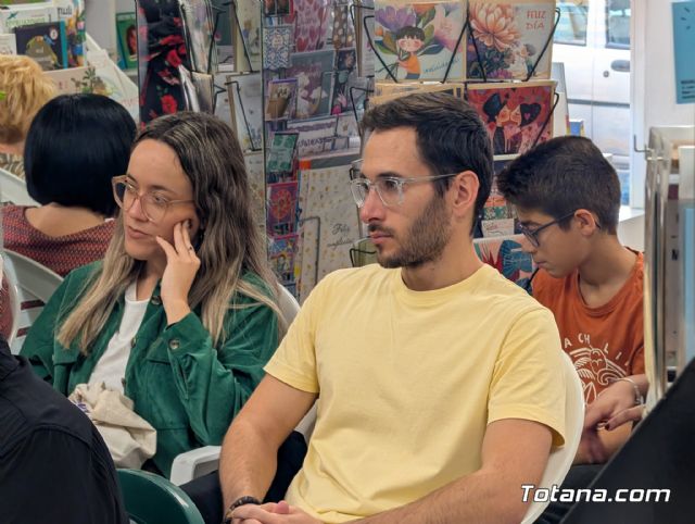 Gonzalo Martnez Cnovas presenta sus dos nuevas obras sobre Jimnez de Asa y la Causa 443 - 18