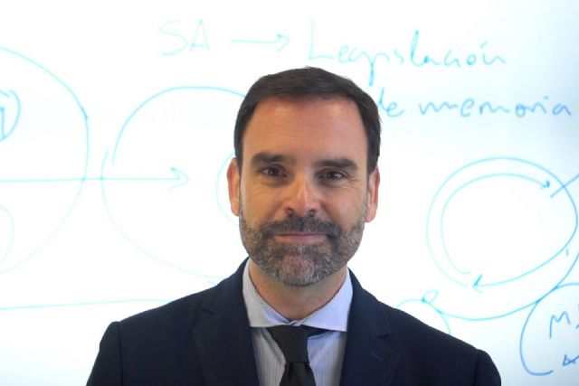 Acceso a la Administración con bachillerato, oposiciones para Agentes de Hacienda en CEAPRO - 1, Foto 1