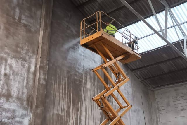 Mantenimiento y conservación industrial en grandes superficies, el enfoque de Serviarnau - 1, Foto 1