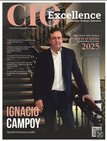 Ignacio Campoy Aguilar, reconocido entre Los 5 Líderes de Negocios más Influyentes por su liderazgo en el Grupo Educativo Formación Universitaria - 1, Foto 1